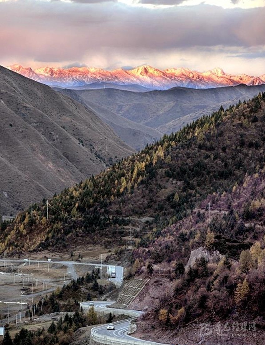 公路都這么美，你在川西高原到底錯過了多少風景？
